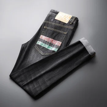 impresso de moda High end homens de jeans da marca Europeia solto em linha reta a primavera e o verão nova de alta qualidade elástica casual calças